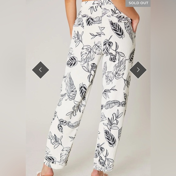 NWT Another Day In Paradise Tropical Print Trouser Pants in Medium Sz - Picture 11 of 11